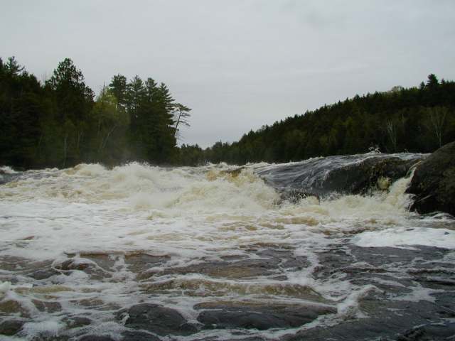 Images/1Big Gordon Falls May 13 2000  4.jpg